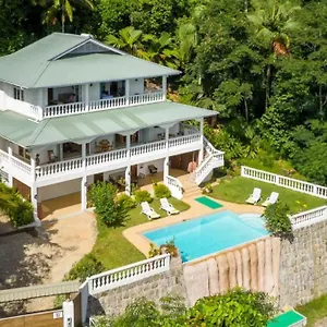https://villa-karibu.maheislandhotels.com