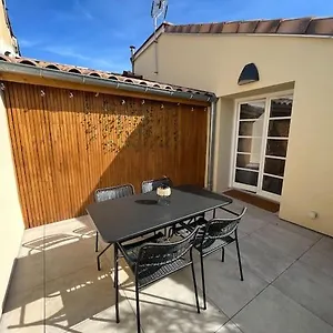 https://appartement-lgant-2-chambres-et-terrasse-rofftop.hotels-rhonealpes.com